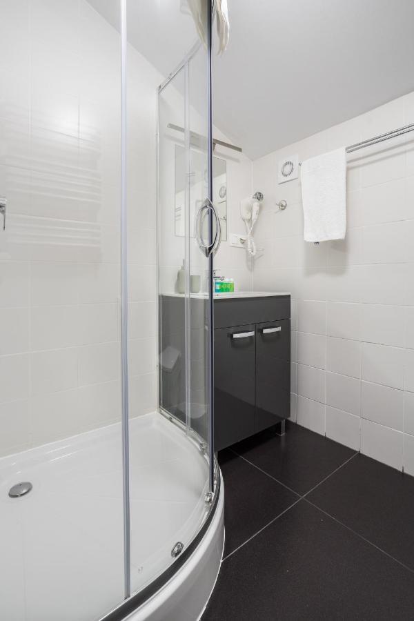 Domek Pod Warszawa Z Sauna Raszyn Exterior foto